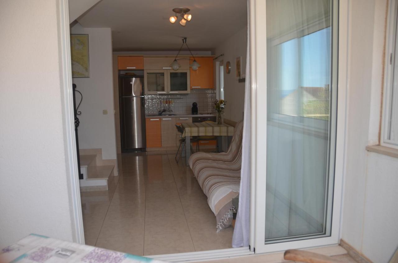 Apartman Ananda Bol Exterior foto