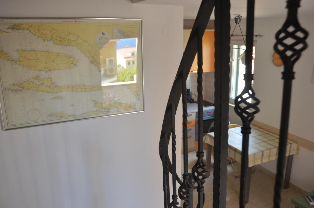 Apartman Ananda Bol Exterior foto