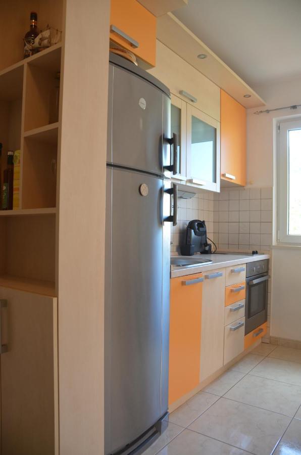 Apartman Ananda Bol Exterior foto